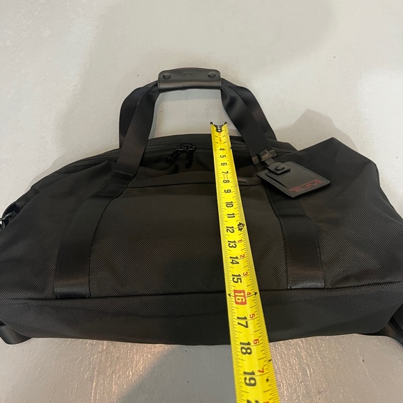 Tumi Alpha Corporate Weekender Travel Duffle Duffel Bag Nylon Black - Picture 5 of 15